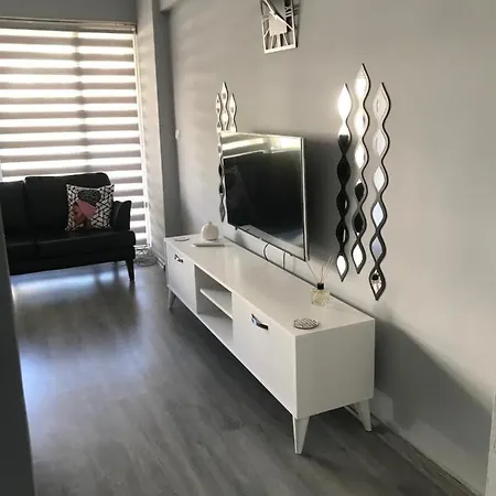 アパート Lovely Studio In Excellent Central Location 1 Min Walk To Beach With Air/con *