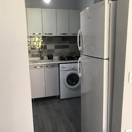 アパート Lovely Studio In Excellent Central Location 1 Min Walk To Beach With Air/con マルマリス