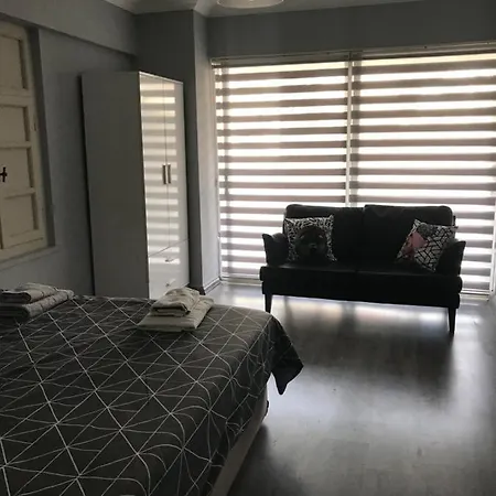 Lovely Studio In Excellent Central Location 1 Min Walk To Beach With Air/con アパート *